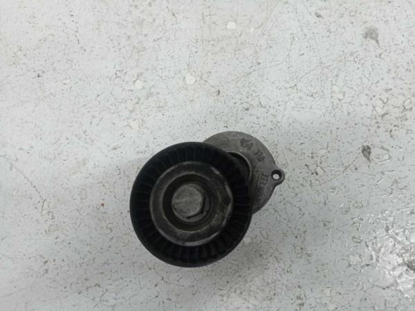 TENDEUR COURROIE ACCESSOIRE VW/AUDI/SEAT/SKODA 1.6TDI/ 2.0TDI/ 1.4TDI/ 1.9SDI/ 1.9TDI - Vue 1